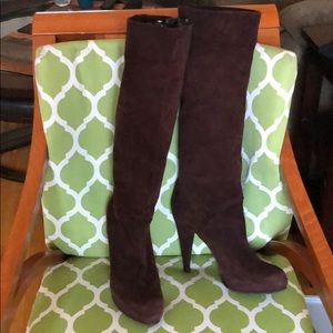 5” Chocolate Brown Suede Boots